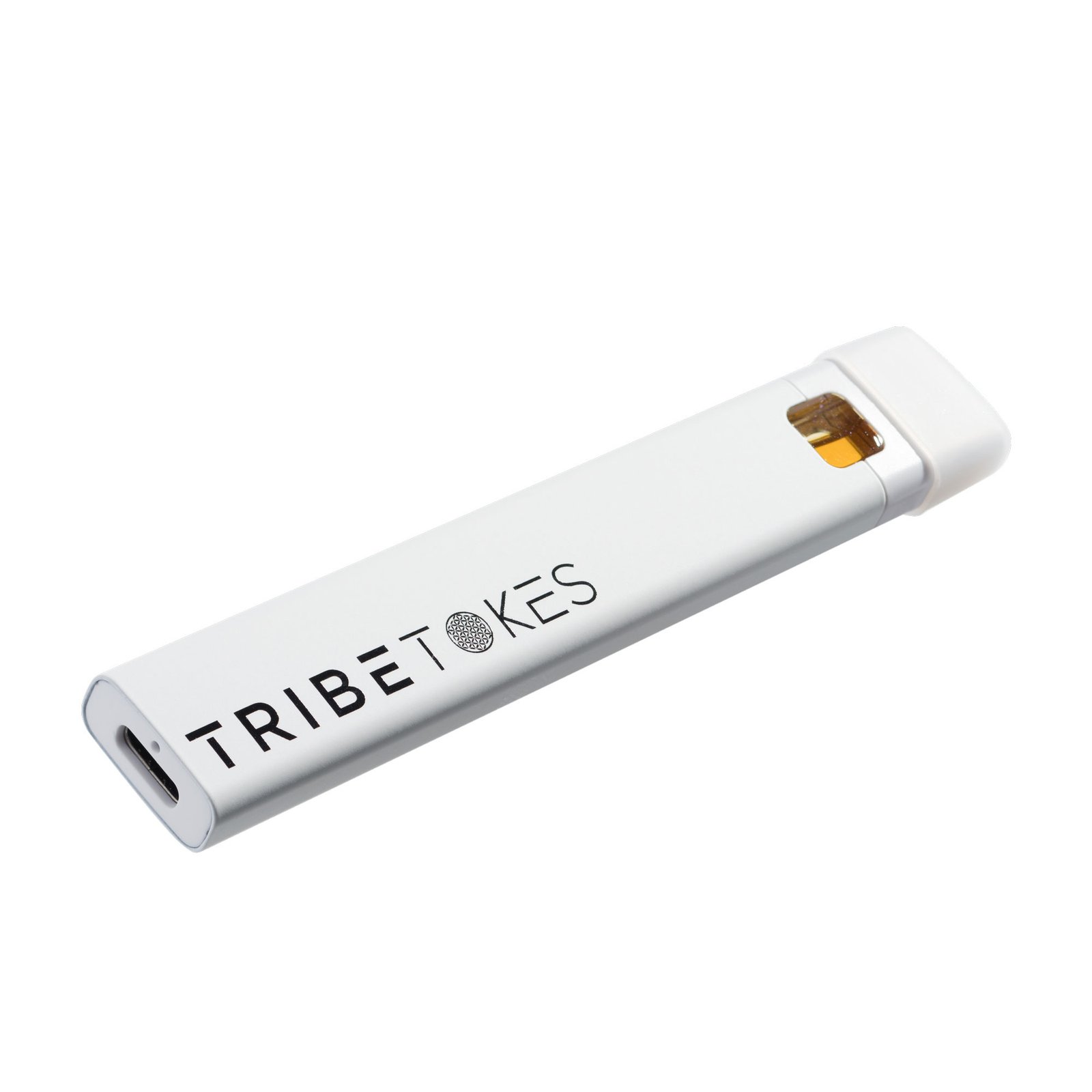 TribeTokes THCa -Einwegartikel in einem Winkel mit Blick auf den USB-Ladeanschluss und das Ölfenster