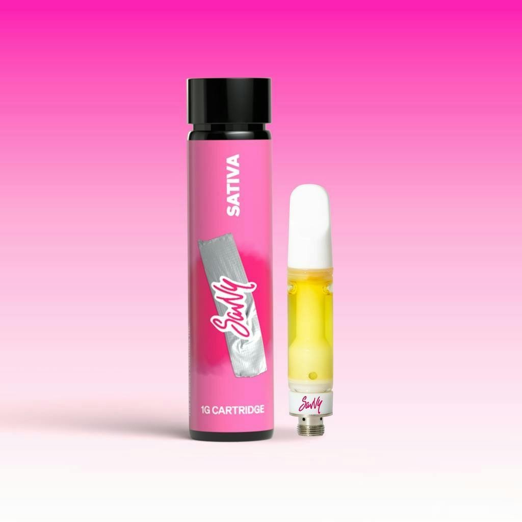 Cartucho Savvy 1G sativa al lado de su tubo